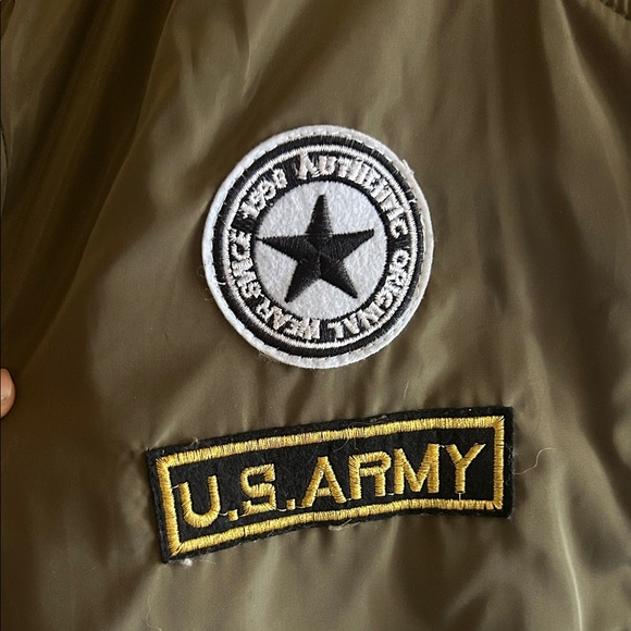 Alpha Industries Kids Olive Green Bomber Jacket - Picture 4 of 9